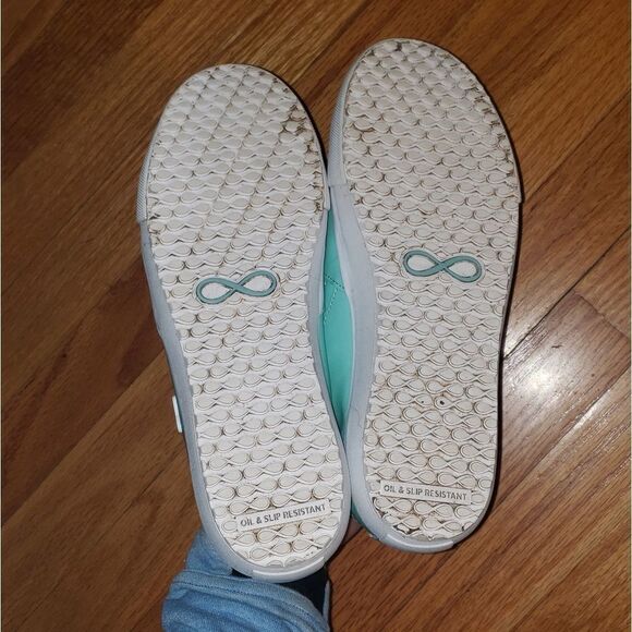 Cherokee Infinity memory foam nursing shoes - Picture 6 of 8